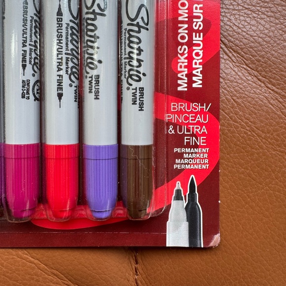 Sharpie Brush Twin Markers Set 12 pack permanent - Picture 2 of 4